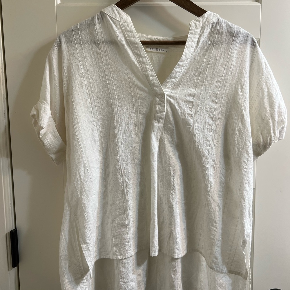 Neuflora Shirt Small